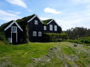 11 | Hallbjarnarstaðir